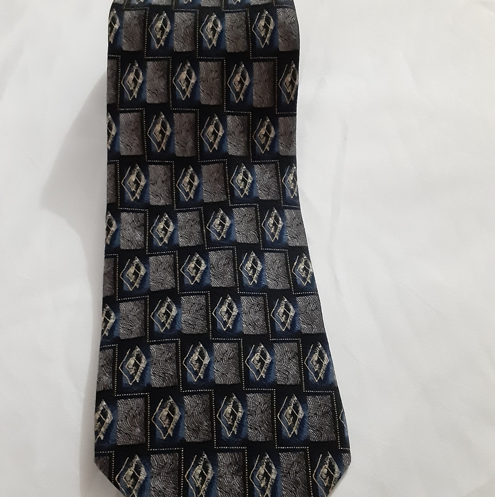 Tie